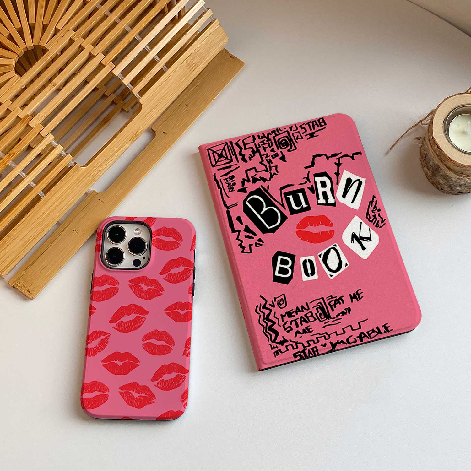 Burn Book iPad Case iPad Pro 2021 (11") / Book - with Pen Slot Burn Book iPad Case iPad Pro 2021 (11") / Book - with Pen Slot