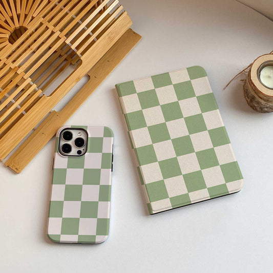 Checkerboard Art iPad Case - Green