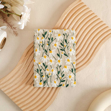 Embroidered Daisy Kindle Case - White