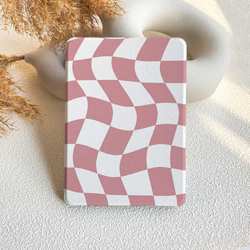 Pink Chessboard | Kindle Case - Dark