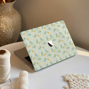 Fresh Daisies | Macbook Case