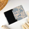 Rabbit Whisper | Kindle Case -B